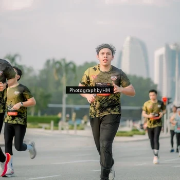 Runner Photo 6753355