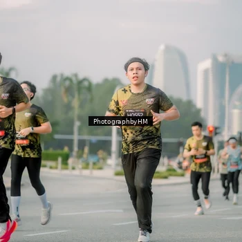 Runner Photo 6753357