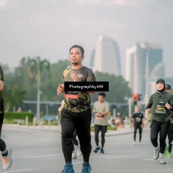 Runner Photo 6753374
