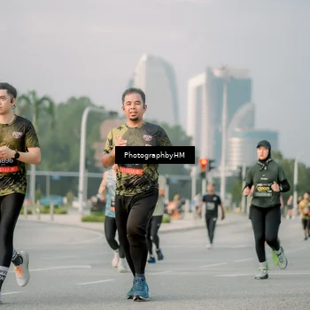 Runner Photo 6753377