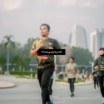 Runner Photo 6753387