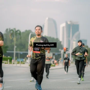 Runner Photo 6753393