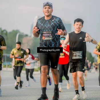 Runner Photo 6753425