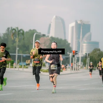 Runner Photo 6753436