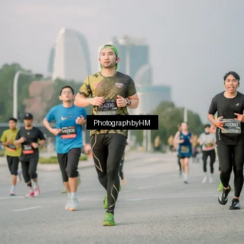 Runner Photo 6753493