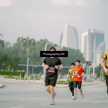 Runner Photo 6753629
