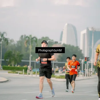 Runner Photo 6753637
