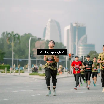 Runner Photo 6753639