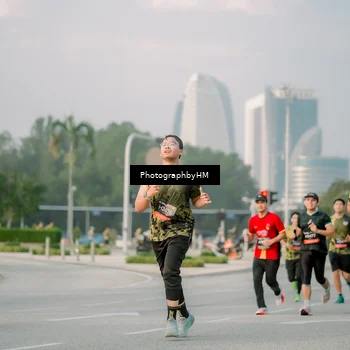 Runner Photo 6753654