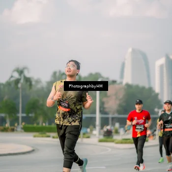 Runner Photo 6753671