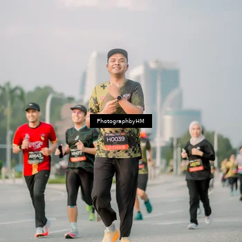 Runner Photo 6753674
