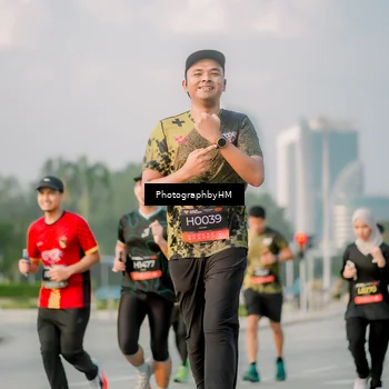Runner Photo 6753677
