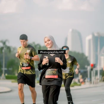 Runner Photo 6753696