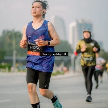 Runner Photo 6753700