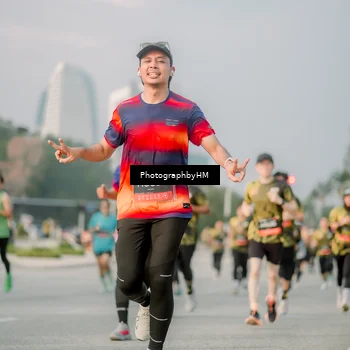 Runner Photo 6753775