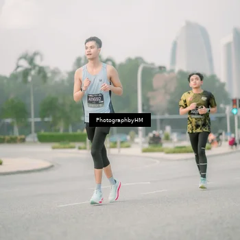 Runner Photo 6754045