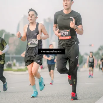 Runner Photo 6754060