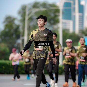 Runner Photo 6754284