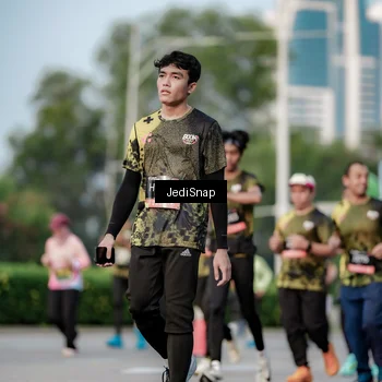 Runner Photo 6754317