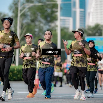 Runner Photo 6754510