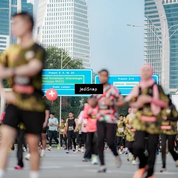 Runner Photo 6754739