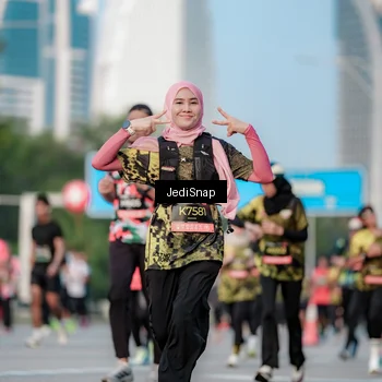 Runner Photo 6754775