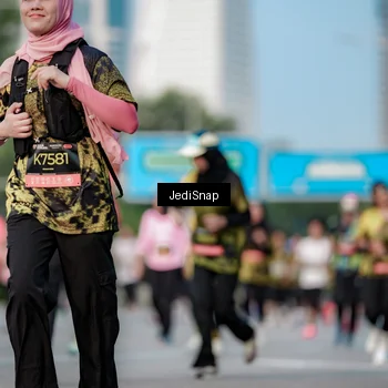 Runner Photo 6754789