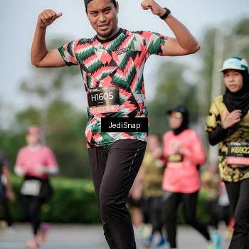 Runner Photo 6754838