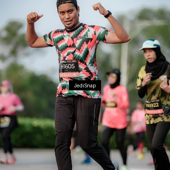 Runner Photo 6754848