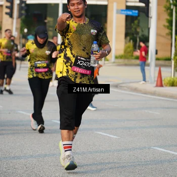 Runner Photo 6754923