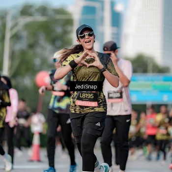 Runner Photo 6754944