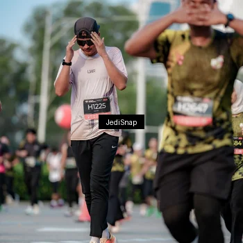 Runner Photo 6754961