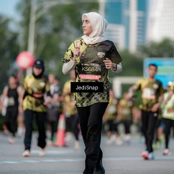 Runner Photo 6754994