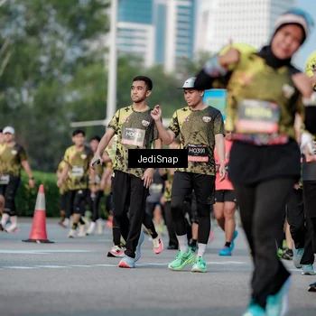 Runner Photo 6754996