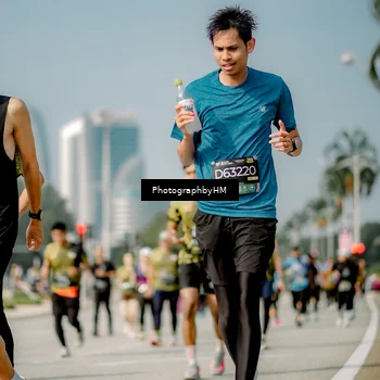 Runner Photo 6755040