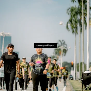 Runner Photo 6755051