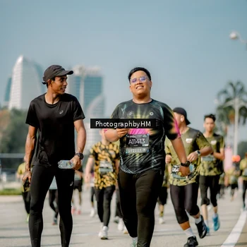 Runner Photo 6755085