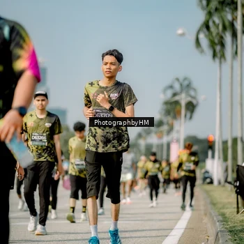 Runner Photo 6755088