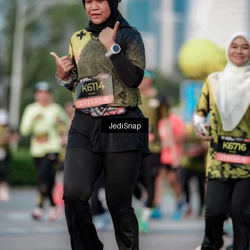 Runner Photo 6755127