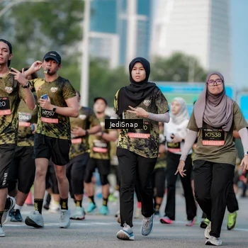 Runner Photo 6755240