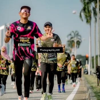 Runner Photo 6755273