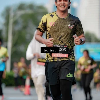 Runner Photo 6755358