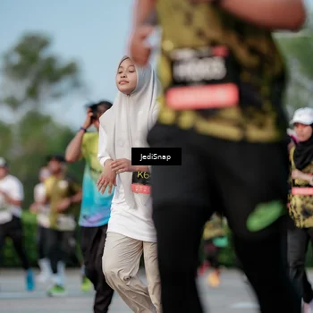 Runner Photo 6755400