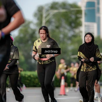 Runner Photo 6755427