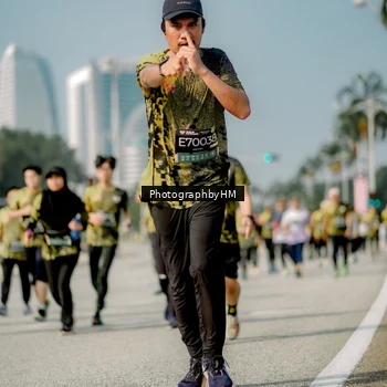 Runner Photo 6755451