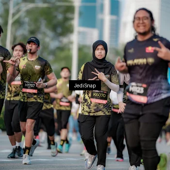 Runner Photo 6755467