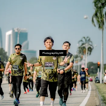 Runner Photo 6755540
