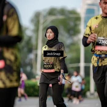 Runner Photo 6755653