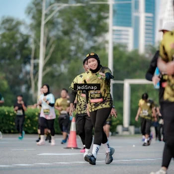 Runner Photo 6755687