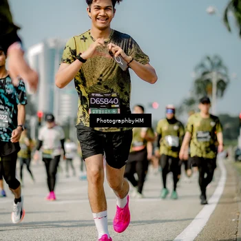Runner Photo 6755716